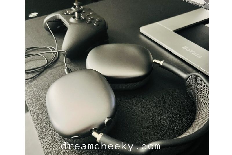 Using Apple AirPods Pro Max with Xbox One